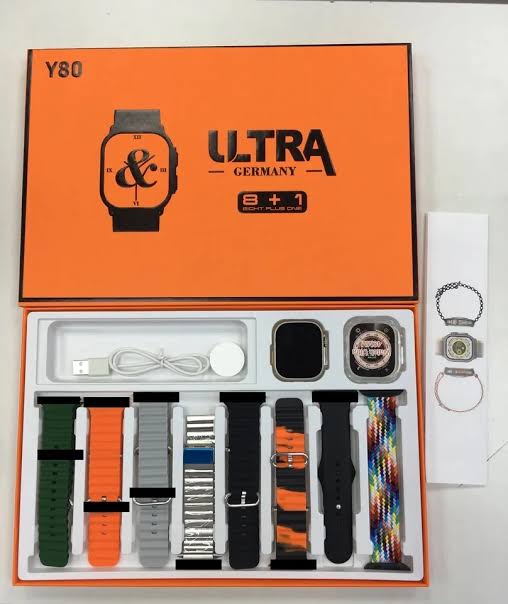Y80 Ultra Smart Watch 8+1 Straps with Touch Screen